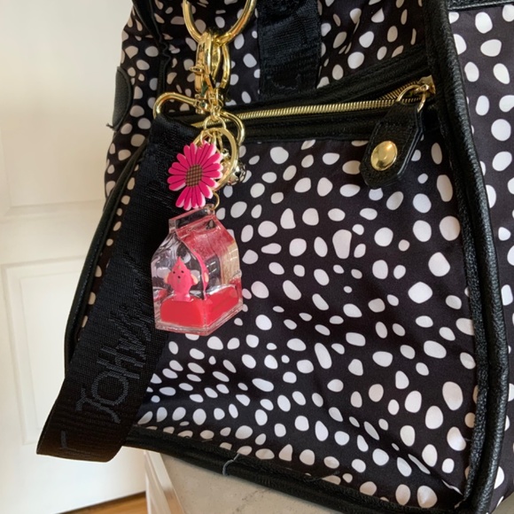 Floating Cute Passion Fruit Key Chain - Picture 3 of 3